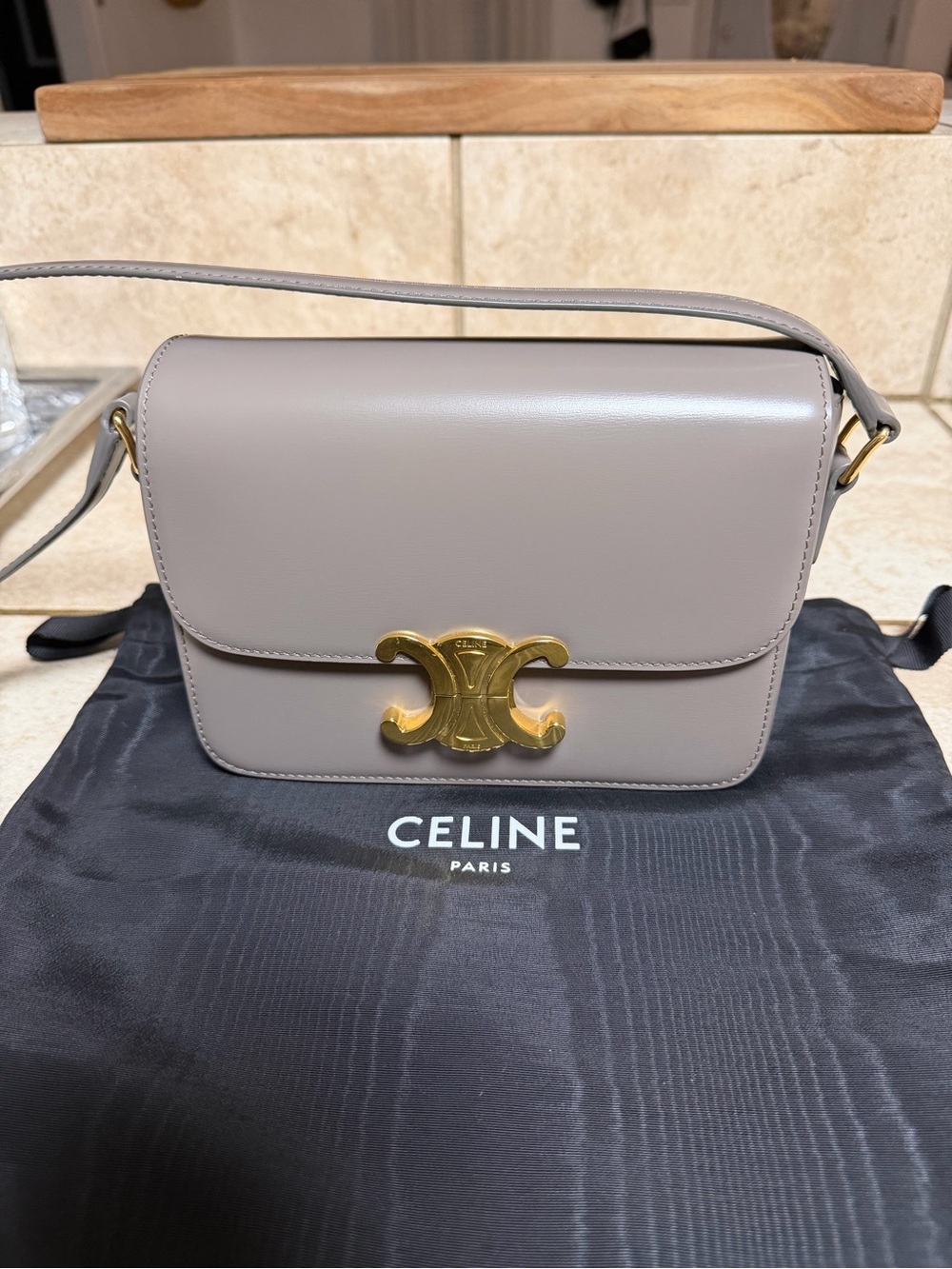 Celine Gray Taupe triomphe teen - Picture 1 of 2